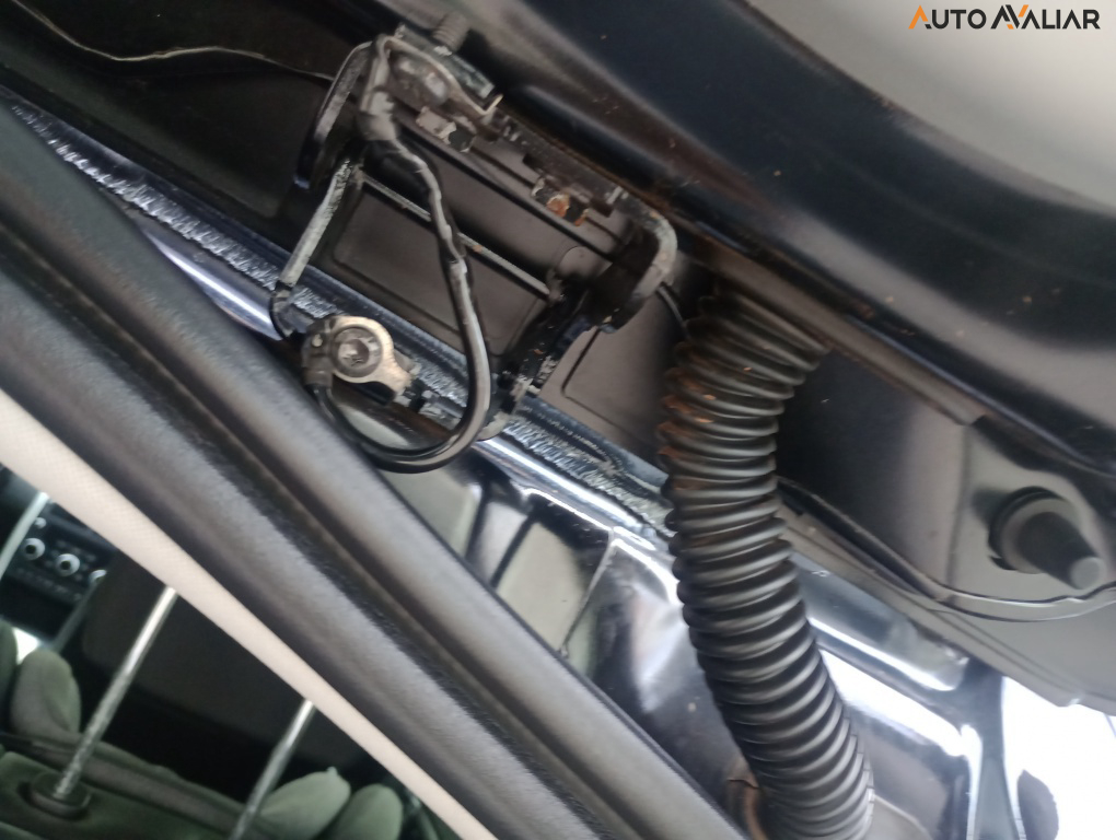 LAND ROVER DISCOVERY SPORT 2.0 D180 TURBO DIESEL SE AUTOMATICO