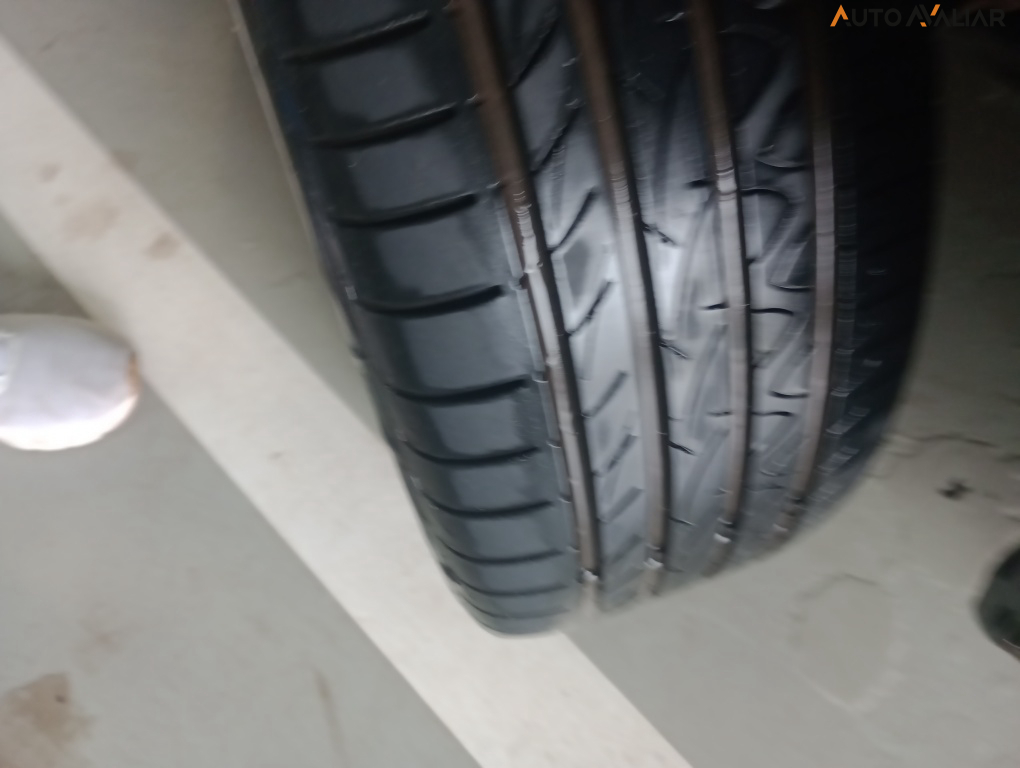 VOLKSWAGEN FOX 1.0 MI 8V FLEX 4P MANUAL