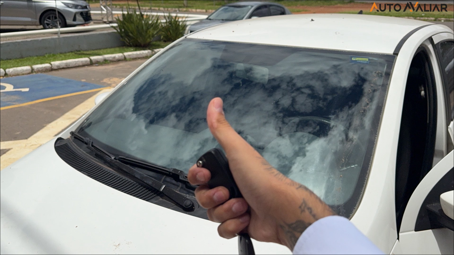 VOLKSWAGEN GOL 1.0 MI 8V FLEX 4P MANUAL