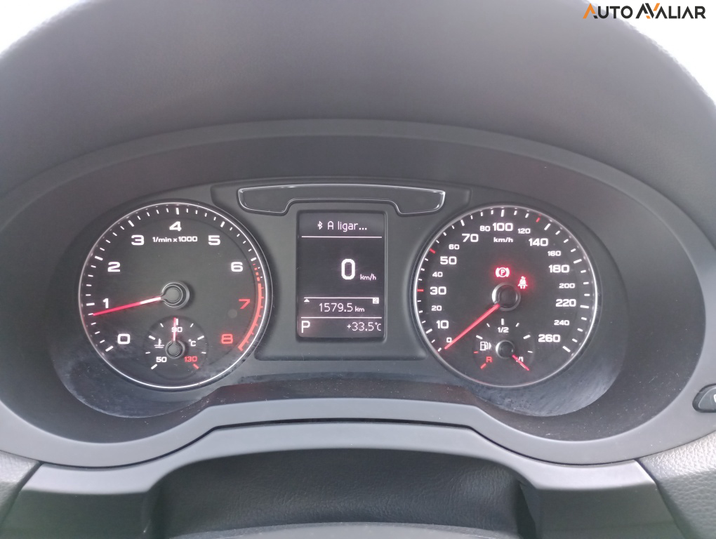 AUDI Q3 1.4 TFSI ATTRACTION GASOLINA 4P S TRONIC