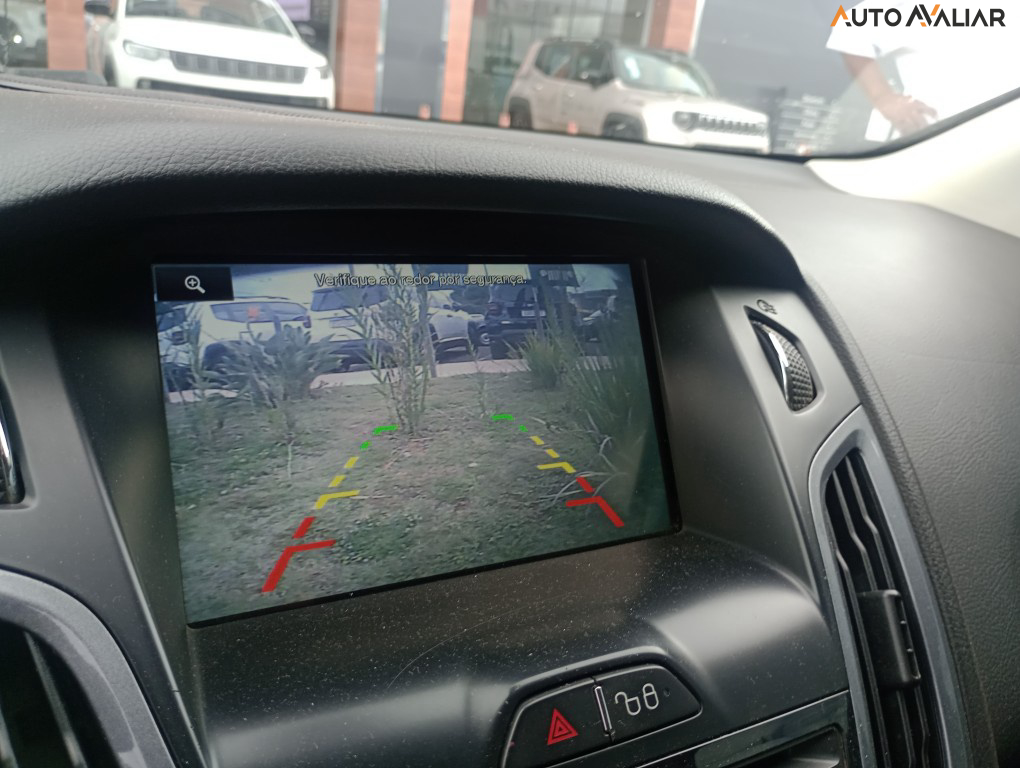 FORD FOCUS 2.0 TITANIUM 16V FLEX 4P POWERSHIFT