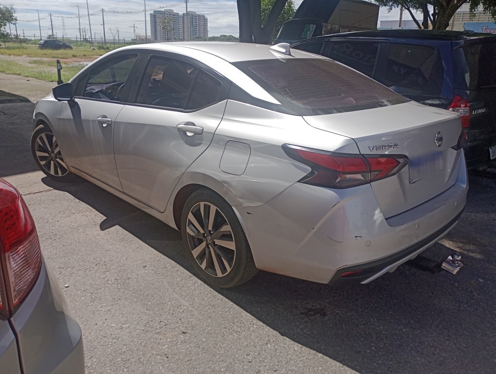 NISSAN VERSA 1.6 16V FLEX EXCLUSIVE XTRONIC