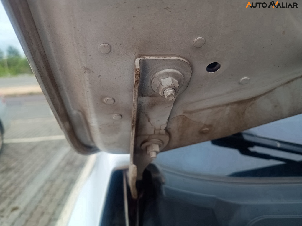 CHEVROLET TRACKER 1.8 MPFI LTZ 4X2 16V FLEX 4P AUTOMATICO