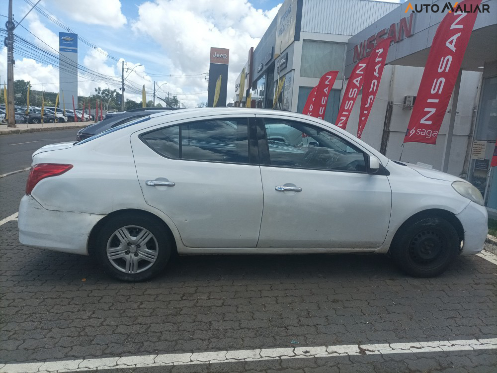 NISSAN VERSA 1.6 16V FLEX SL 4P MANUAL