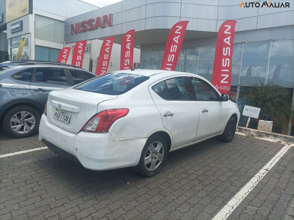 NISSAN VERSA 1.6 16V FLEX SL 4P MANUAL