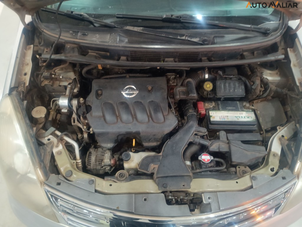 NISSAN GRAND LIVINA 1.8 S 16V FLEX 4P MANUAL