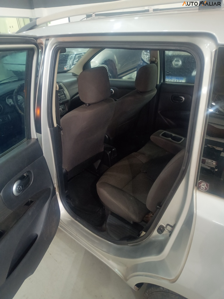 NISSAN GRAND LIVINA 1.8 S 16V FLEX 4P MANUAL