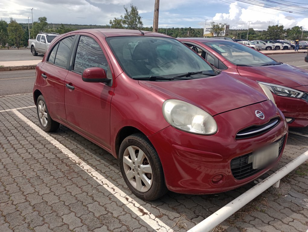 NISSAN MARCH 1.6 SV 16V FLEX 4P MANUAL