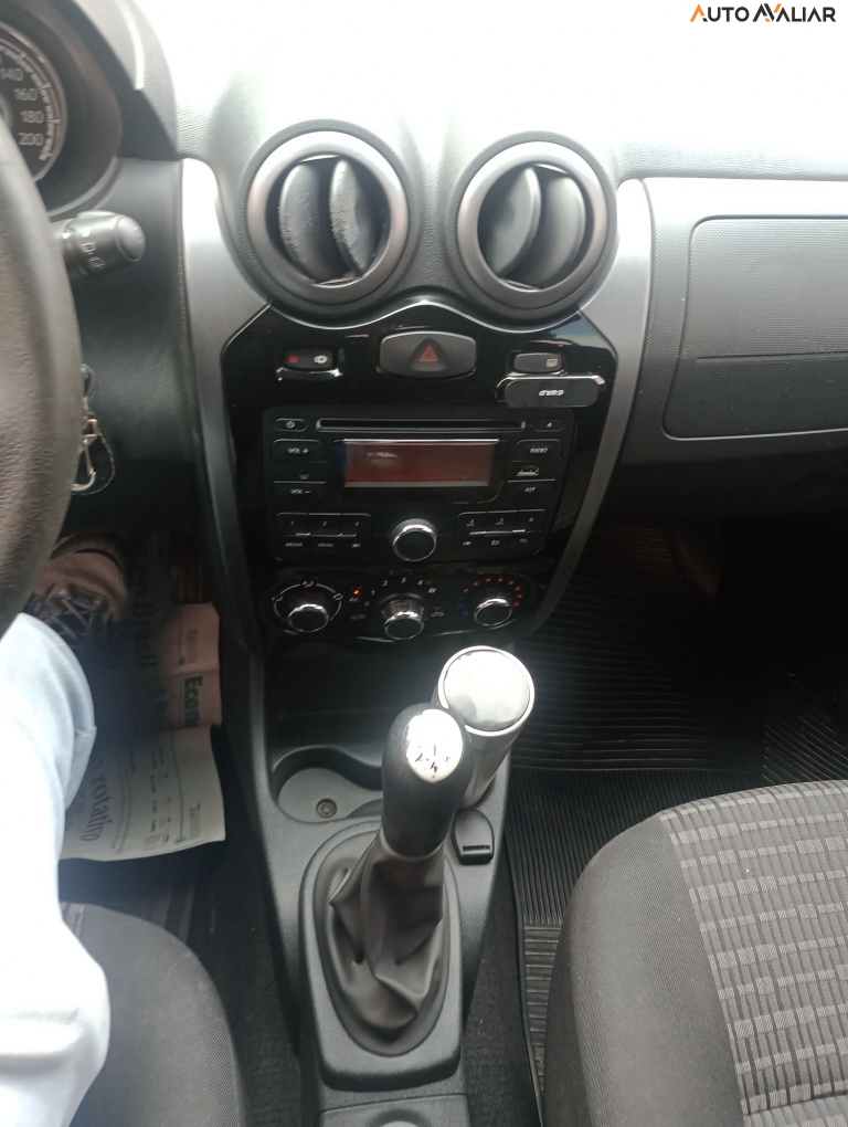 RENAULT SANDERO 1.0 EXPRESSION 16V FLEX 4P MANUAL