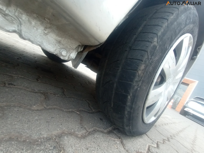 RENAULT SANDERO 1.0 EXPRESSION 16V FLEX 4P MANUAL