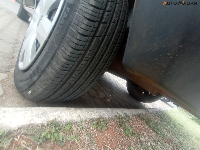 RENAULT SANDERO 1.0 EXPRESSION 16V FLEX 4P MANUAL