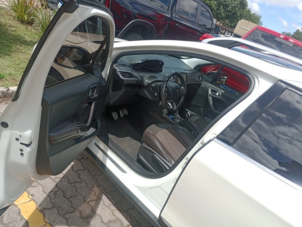 PEUGEOT 2008 1.6 16V THP FLEX GRIFFE 4P MANUAL