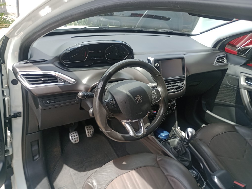 PEUGEOT 2008 1.6 16V THP FLEX GRIFFE 4P MANUAL