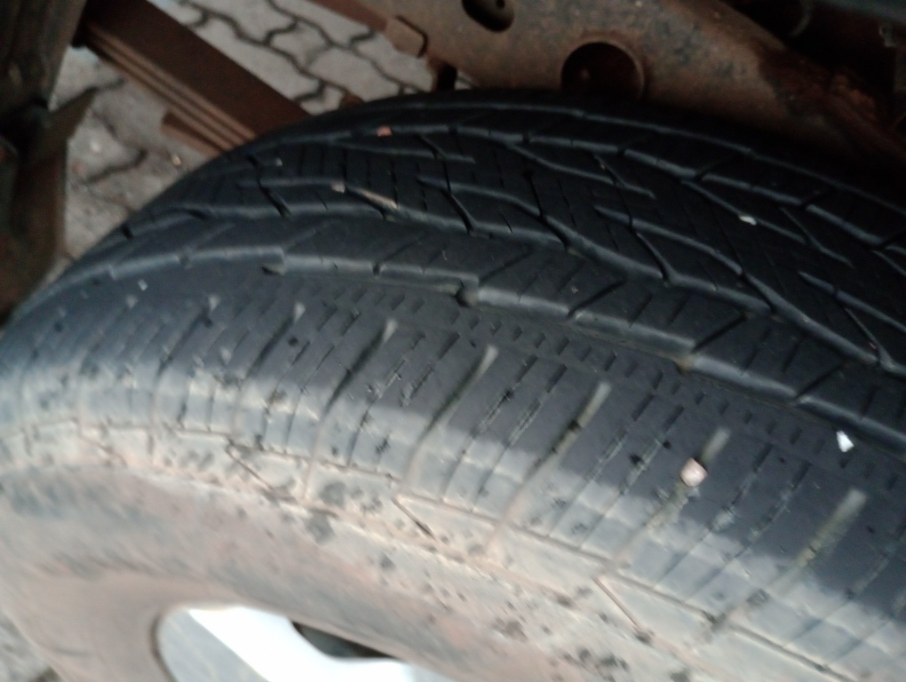 NISSAN FRONTIER 2.5 LE 4X4 CD TURBO ELETRONIC DIESEL 4P AUTOMATICO