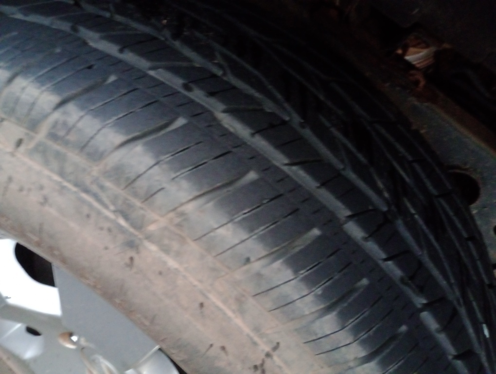 NISSAN FRONTIER 2.5 LE 4X4 CD TURBO ELETRONIC DIESEL 4P AUTOMATICO