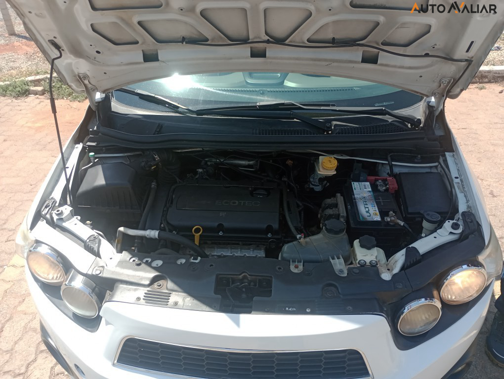 CHEVROLET SONIC 1.6 LTZ 16V FLEX 4P AUTOMATICO