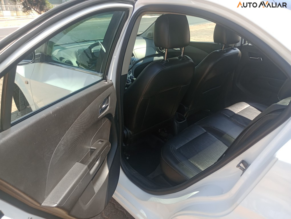 CHEVROLET SONIC 1.6 LTZ 16V FLEX 4P AUTOMATICO