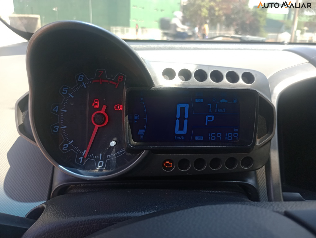 CHEVROLET SONIC 1.6 LTZ 16V FLEX 4P AUTOMATICO