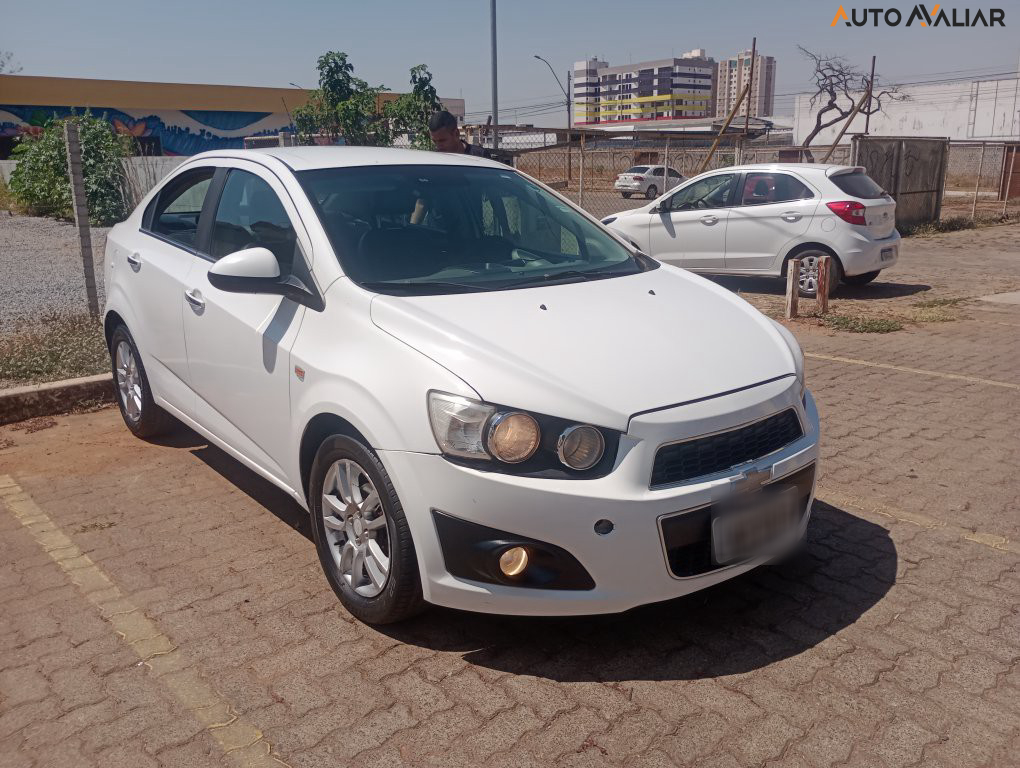 CHEVROLET SONIC 1.6 LTZ 16V FLEX 4P AUTOMATICO