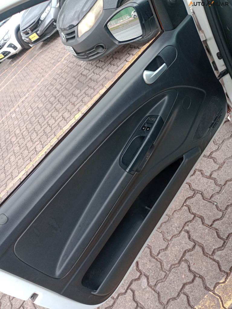 VOLKSWAGEN SAVEIRO 1.6 MSI ROBUST CS 8V FLEX 2P MANUAL