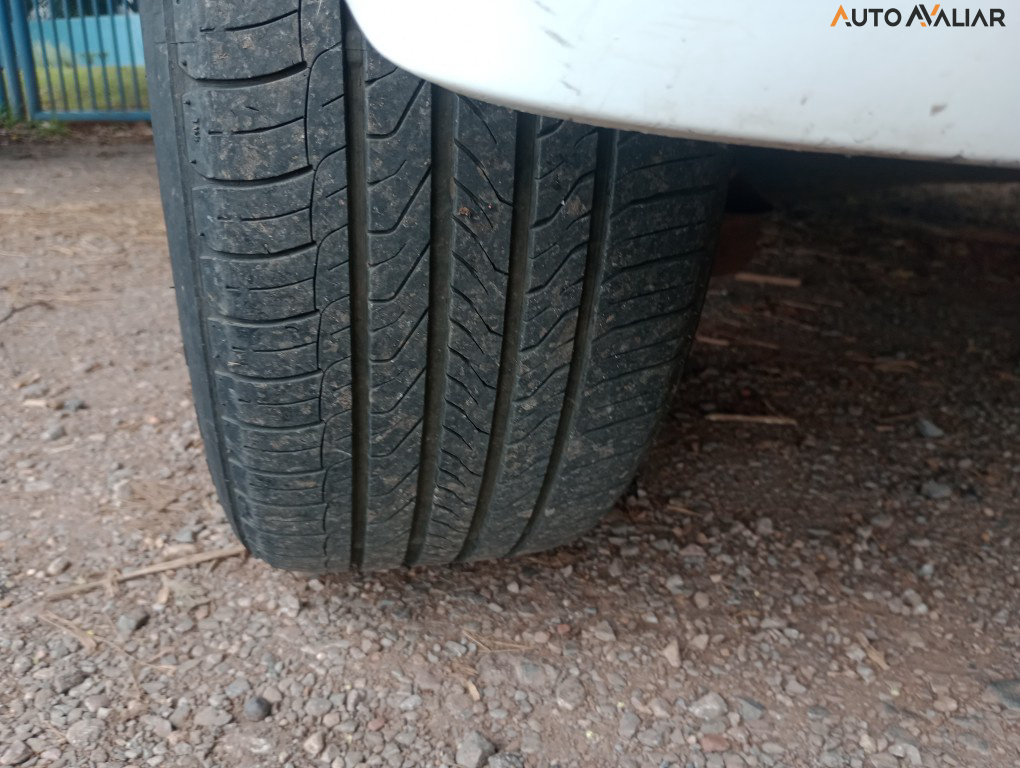 VOLKSWAGEN UP 1.0 TSI MOVE UP 12V FLEX 4P MANUAL