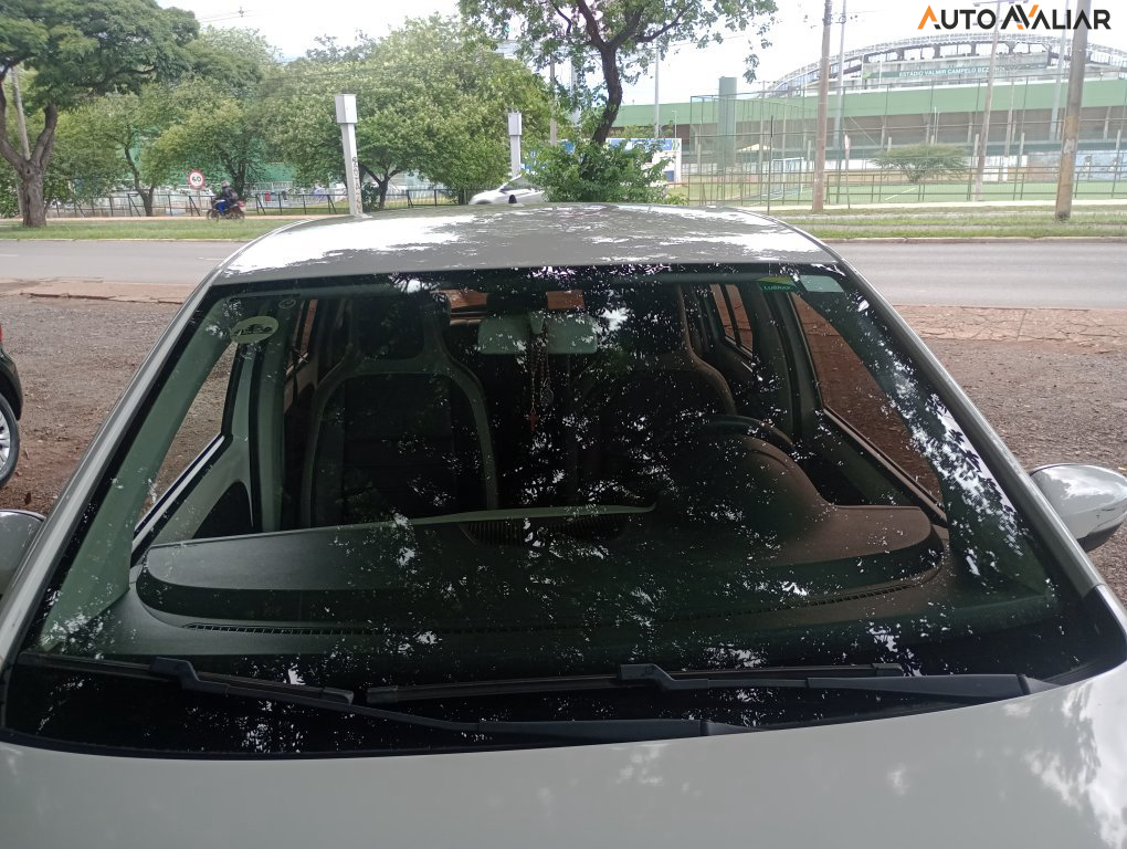 VOLKSWAGEN UP 1.0 TSI MOVE UP 12V FLEX 4P MANUAL