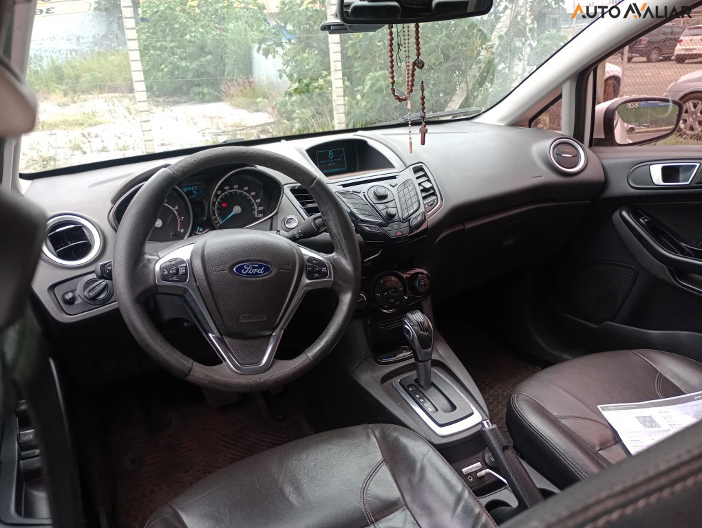 FORD FIESTA 1.6 TITANIUM HATCH 16V FLEX 4P POWERSHIFT