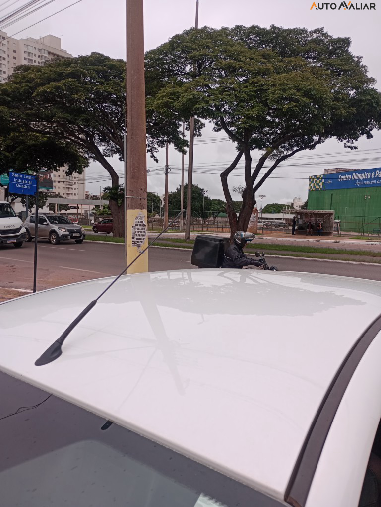 FORD FIESTA 1.6 TITANIUM HATCH 16V FLEX 4P POWERSHIFT