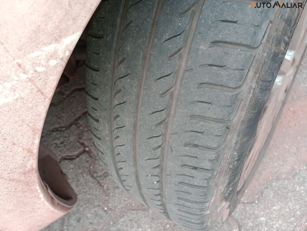 FORD FIESTA 1.6 TITANIUM HATCH 16V FLEX 4P POWERSHIFT