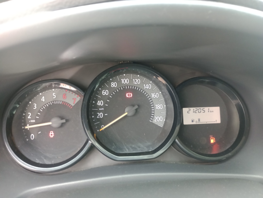 RENAULT SANDERO 1.0 12V SCE FLEX AUTHENTIQUE MANUAL