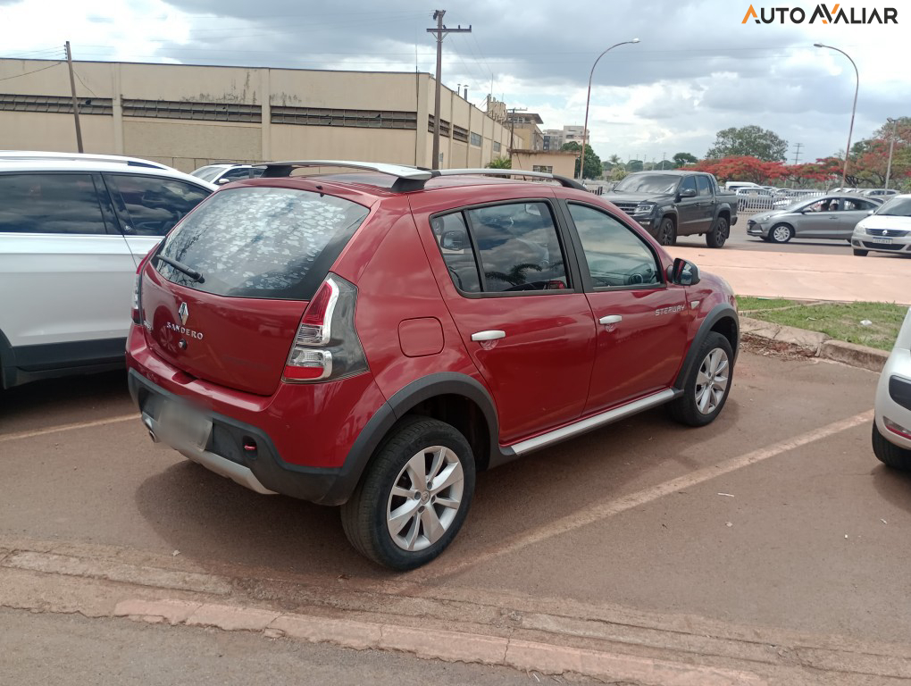 RENAULT SANDERO 1.6 STEPWAY 16V FLEX 4P AUTOMATICO