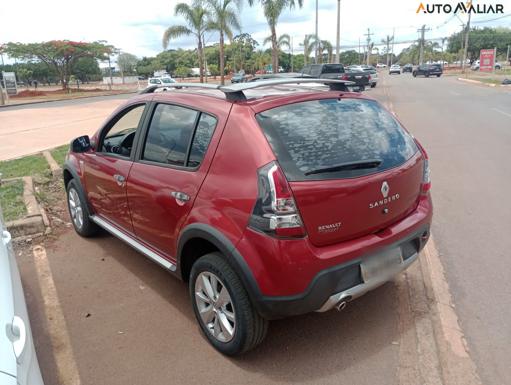 RENAULT SANDERO 1.6 STEPWAY 16V FLEX 4P AUTOMATICO