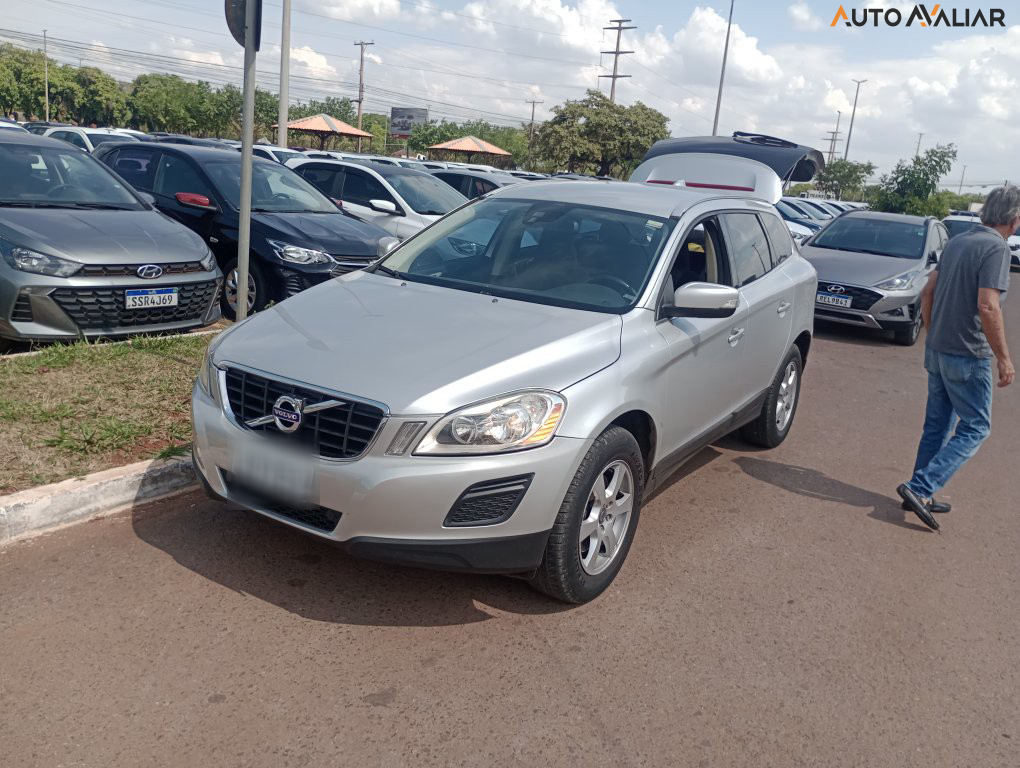 VOLVO XC60 2.0 T5 COMFORT FWD TURBO GASOLINA 4P AUTOMATICO