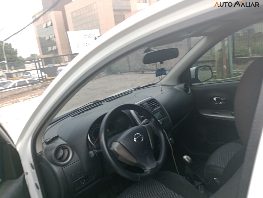NISSAN MARCH 1.0 ACTIVE 16V FLEX 4P MANUAL