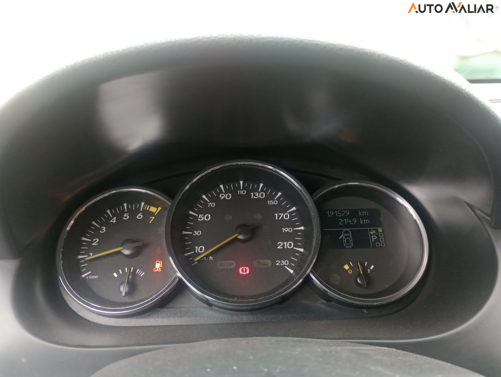 RENAULT FLUENCE 2.0 DYNAMIQUE 16V FLEX 4P AUTOMATICO