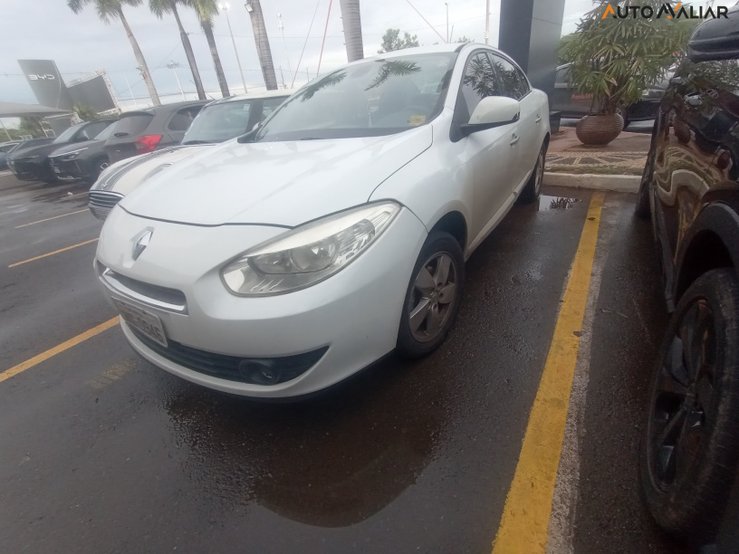 RENAULT FLUENCE 2.0 DYNAMIQUE 16V FLEX 4P AUTOMATICO