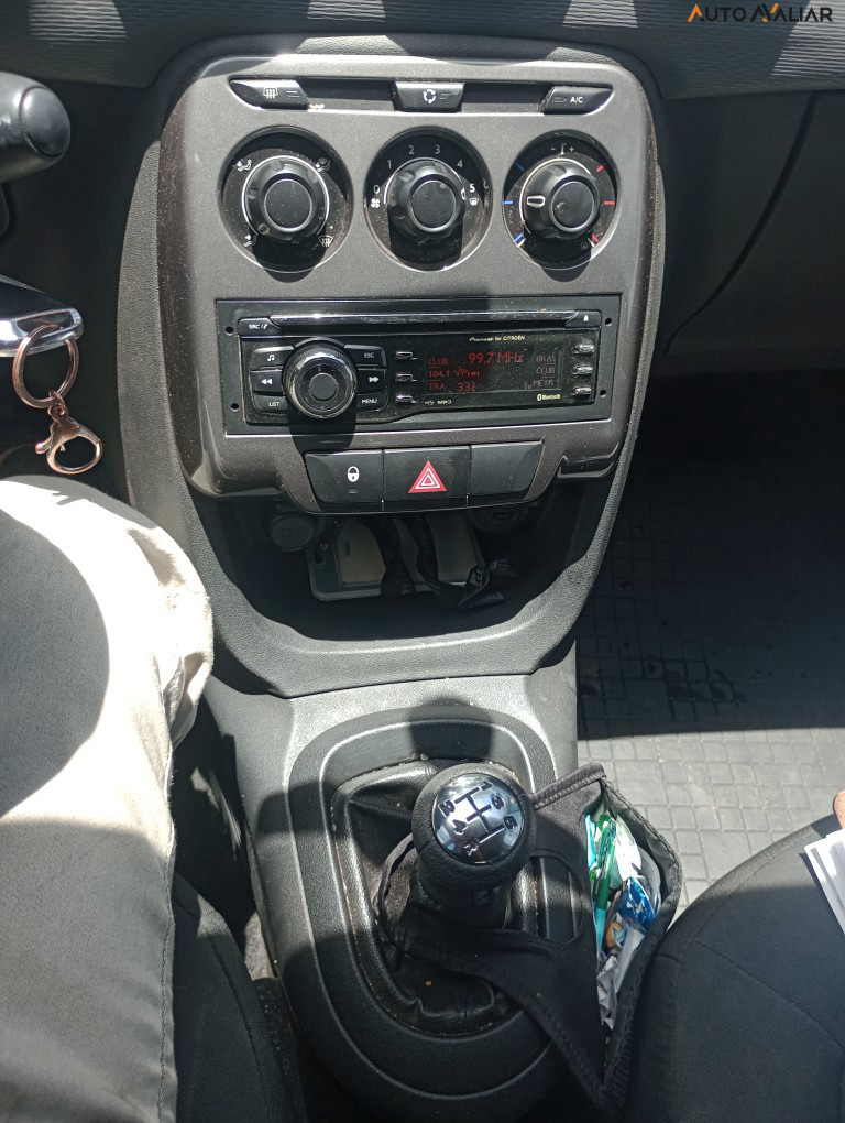 CITROEN C3 1.5 ATTRACTION 8V FLEX 4P MANUAL