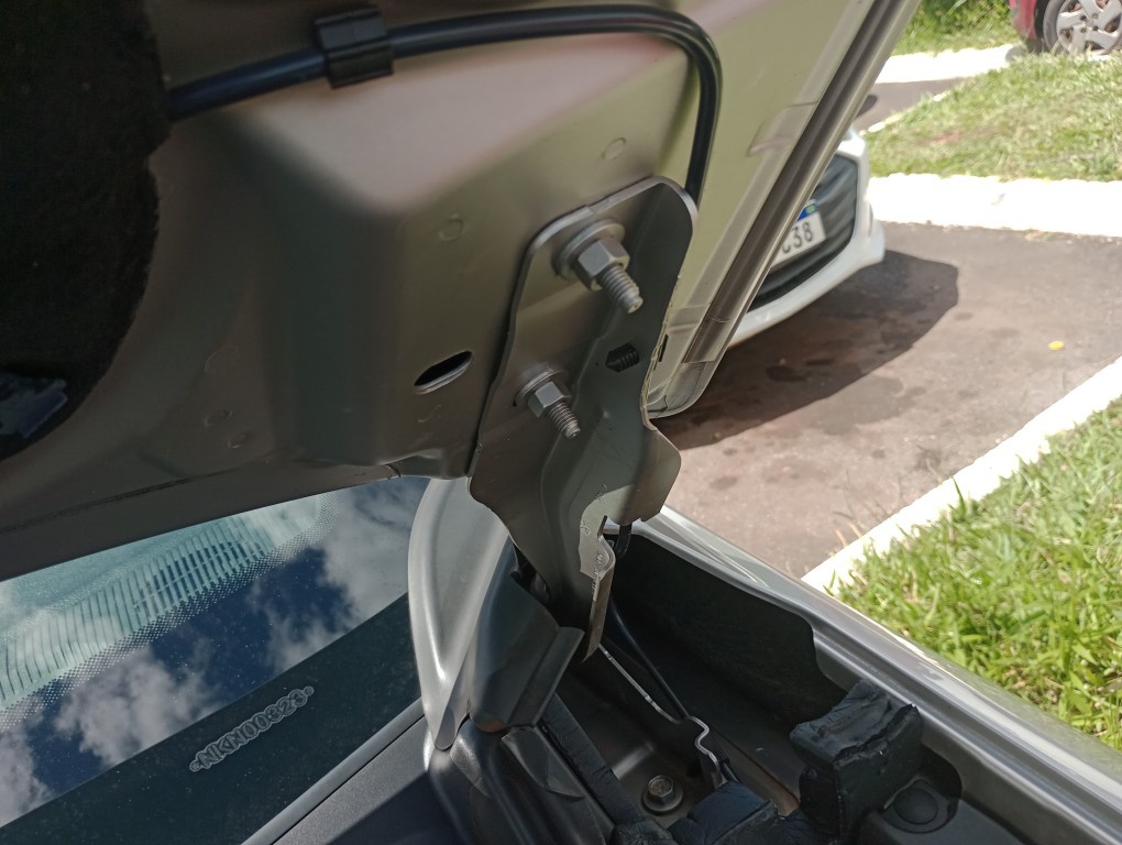 JEEP COMMANDER 2.0 TD380 TURBO DIESEL OVERLAND AT9