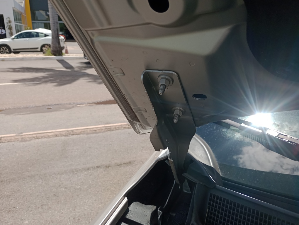 JEEP COMMANDER 2.0 TD380 TURBO DIESEL OVERLAND AT9