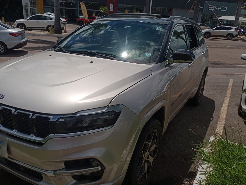 JEEP COMMANDER 2.0 TD380 TURBO DIESEL OVERLAND AT9