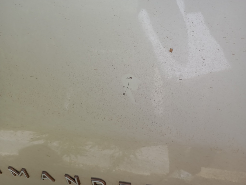 JEEP COMMANDER 2.0 TD380 TURBO DIESEL OVERLAND AT9