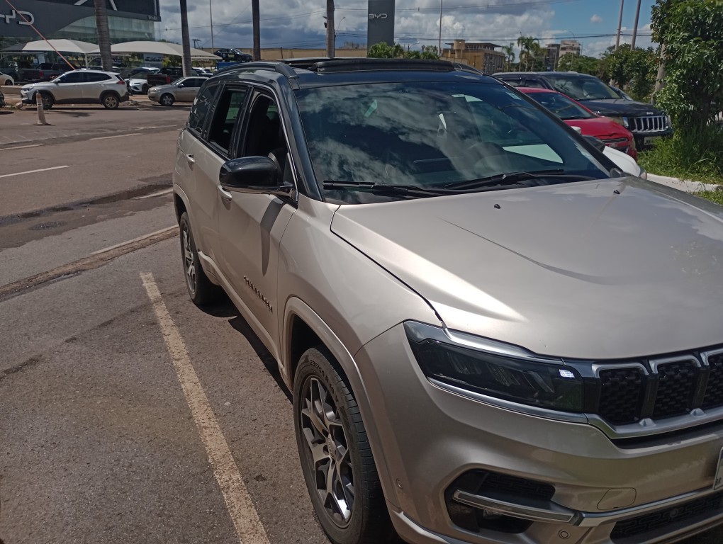 JEEP COMMANDER 2.0 TD380 TURBO DIESEL OVERLAND AT9