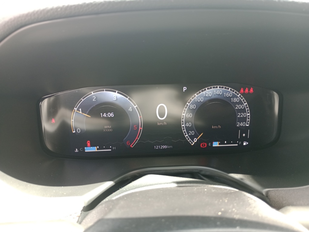 JEEP COMMANDER 2.0 TD380 TURBO DIESEL OVERLAND AT9