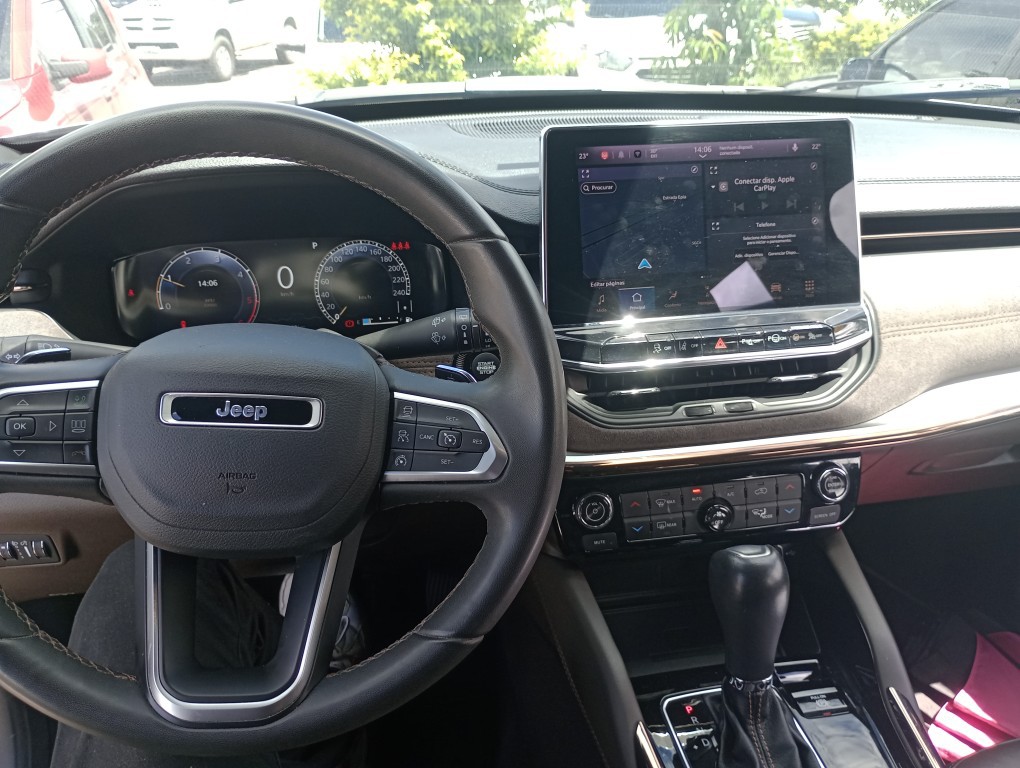 JEEP COMMANDER 2.0 TD380 TURBO DIESEL OVERLAND AT9