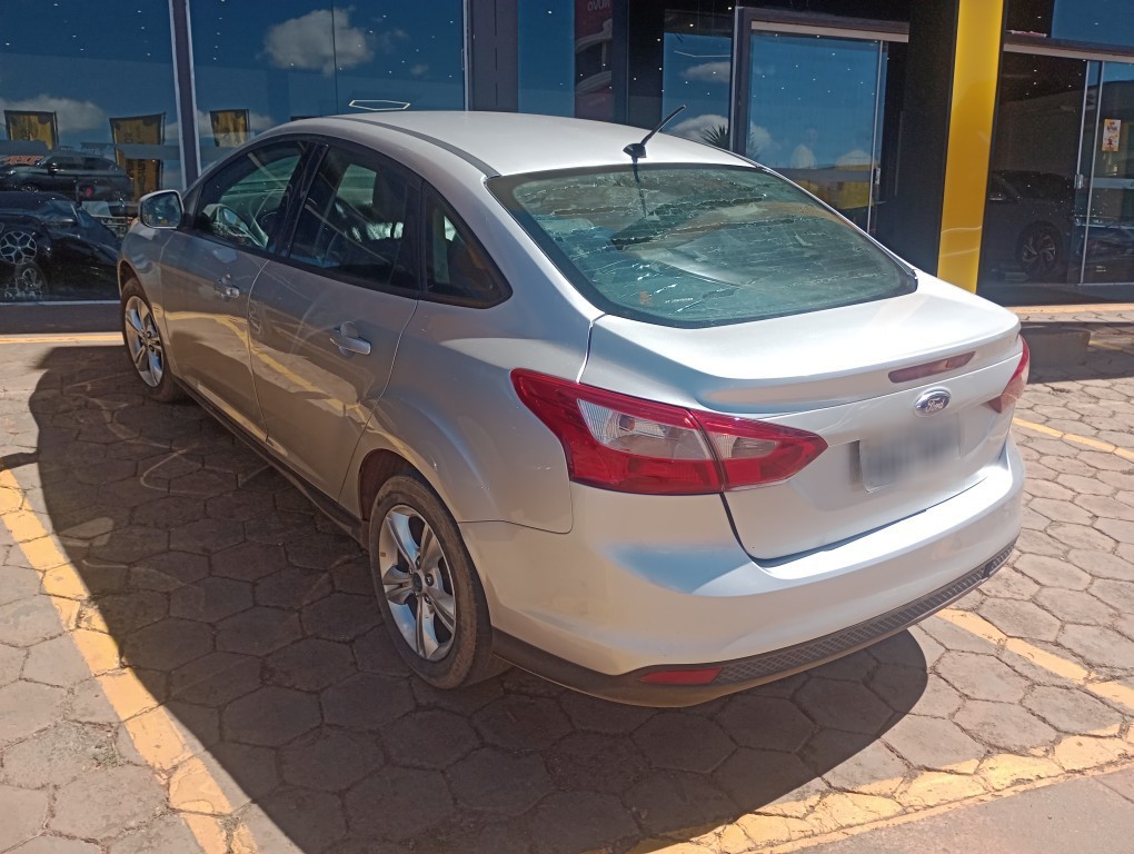FORD FOCUS 2.0 S SEDAN 16V FLEX 4P POWERSHIFT