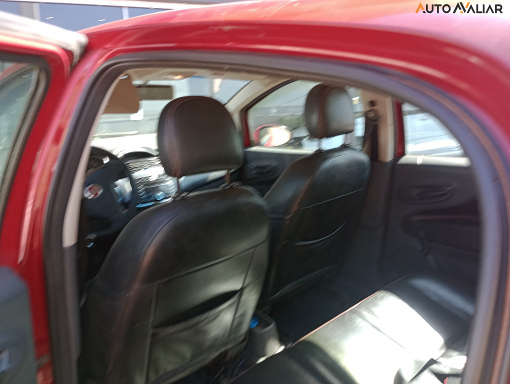 FIAT PUNTO 1.4 ATTRACTIVE 8V FLEX 4P MANUAL