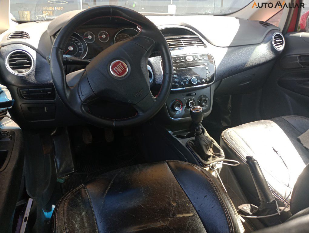 FIAT PUNTO 1.4 ATTRACTIVE 8V FLEX 4P MANUAL