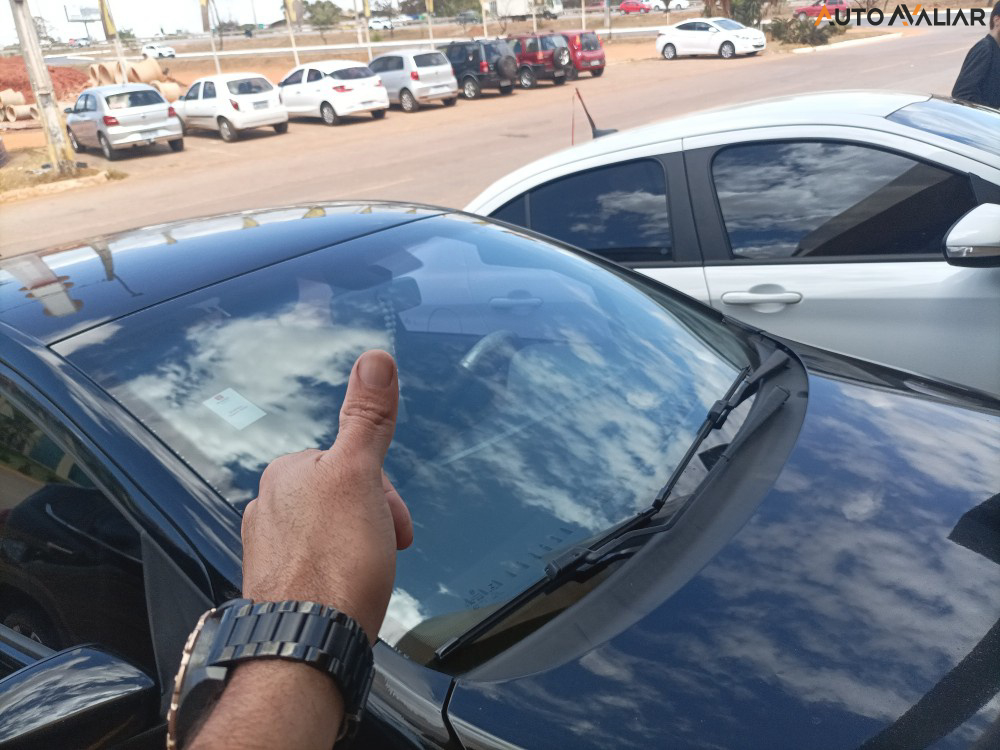 VOLKSWAGEN FOX 1.6 MI HIGHLINE 8V FLEX 4P AUTOMATIZADO