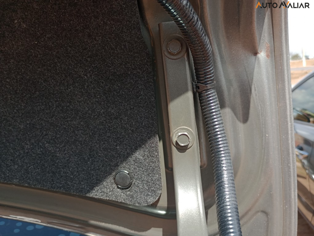 NISSAN VERSA 1.6 16V FLEX SL 4P MANUAL