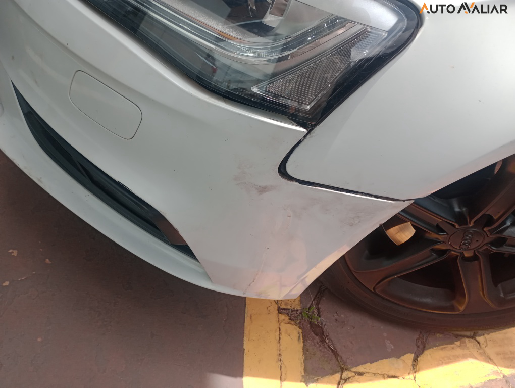 AUDI A4 2.0 TFSI ATTRACTION 180CV GASOLINA 4P MULTITRONIC